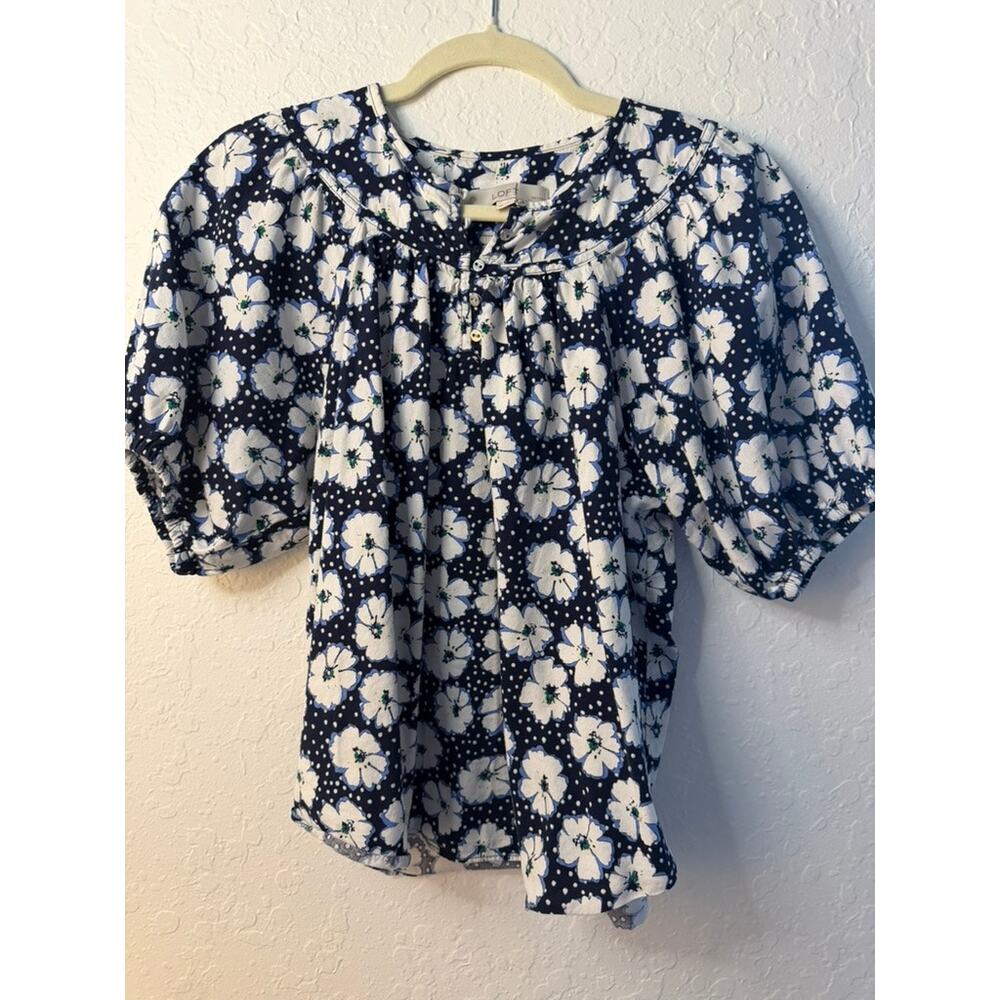 LOFT Petites Navy White Floral Puff Sleeve Peasant Blouse Button Neck Size MP